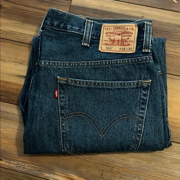 Levi's 505 Men's Blue Jeans - Picture 1 of 6